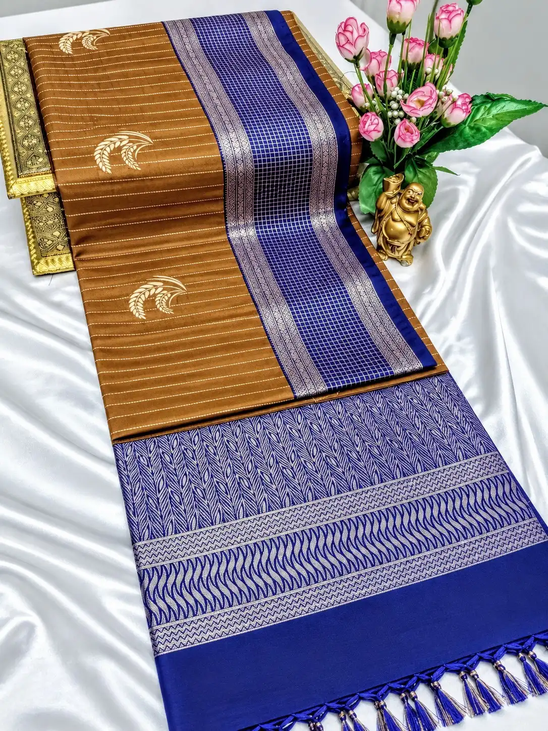 Rekha Jari Grid Pallu Semi Kanchipuram Silk Saree